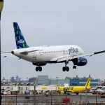 Aviones chocan dentro del aeropuerto JFK de Nueva York