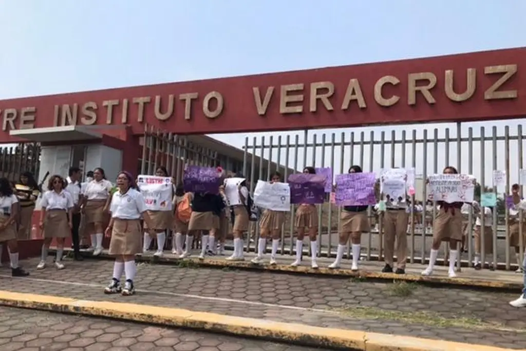Supuesto acoso y agresión sexual de joven del Ilustre Veracruzano