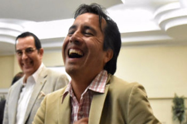 Aumento de salario a Burocratas en Veracruz ; hasta 61 mil 305.80 pesos ganaran