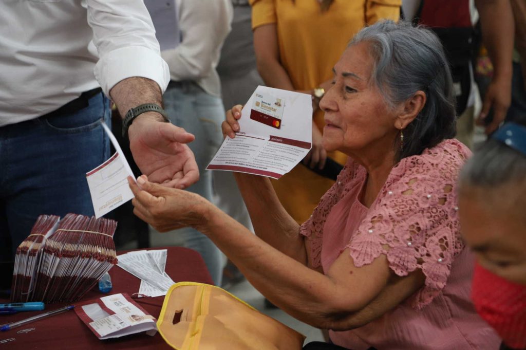 Inicia pago de pensión del Bienestar