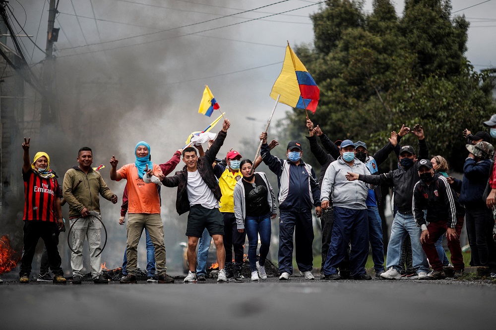 Presidente de Ecuador declara «Conflicto Armado Interno» y saca al ejército a combatir «terroristas»