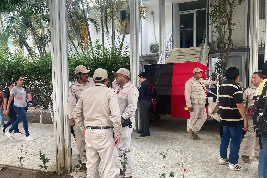 Denuncian Descuentos No Pagados a Financieras: Trabajadores de Salud de Veracruz