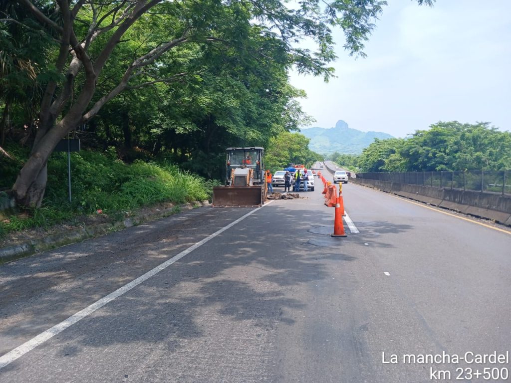 ¡Gran Rehabilitación en Veracruz! Transformación Total de la Carretera Federal 180: La Mancha a Cardel