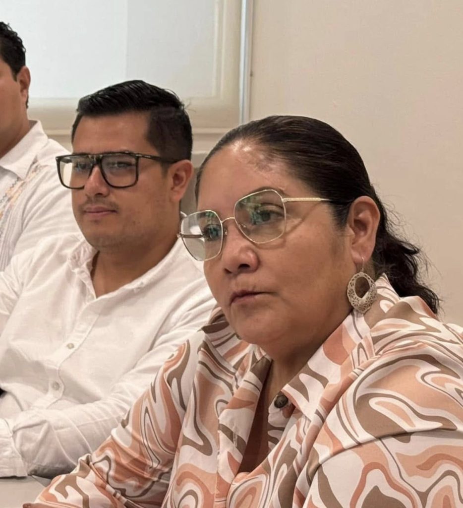Veracruz: miles de maestros, pobres resultados educativos