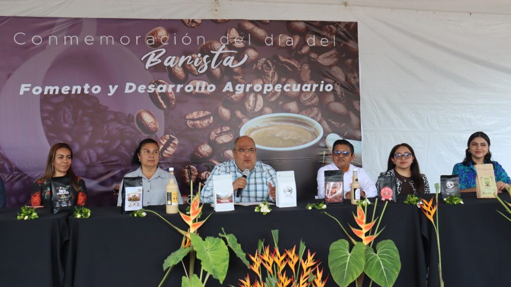Fortín reconoce a baristas y caficultores; destacan su papel en la identidad y economía local